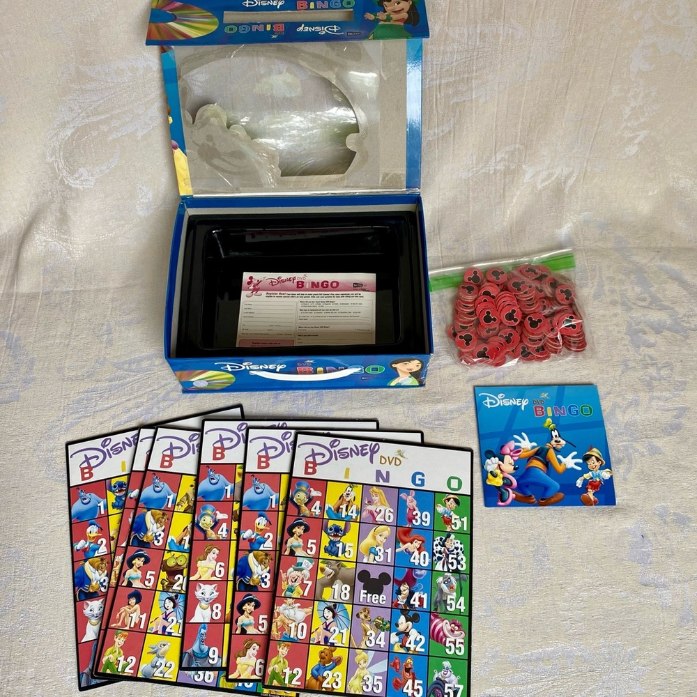 Disney Game Bundle - Picture 4 of 16